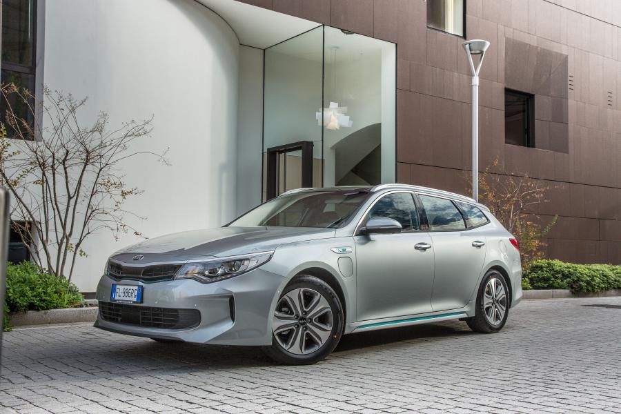  Kia Optima Sportswagon Plug-In Hybrid (JF) 2017 года  (WW) (фото 40 из 40)